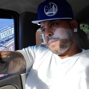 Meet your Posher, Thomas